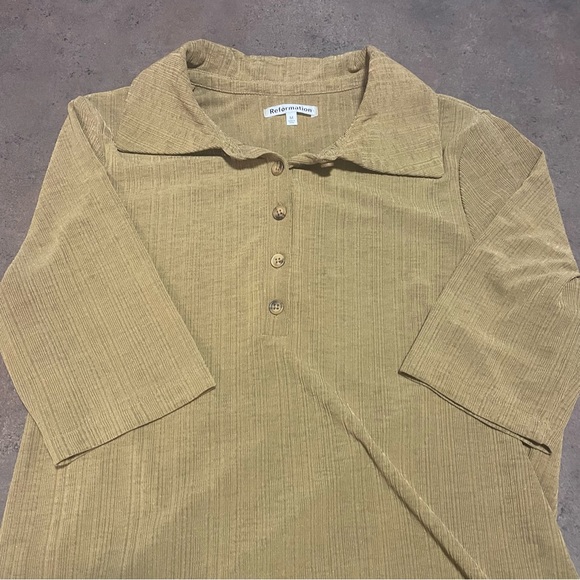 Reformation Olive Short Sleeve Top - Picture 3 of 4
